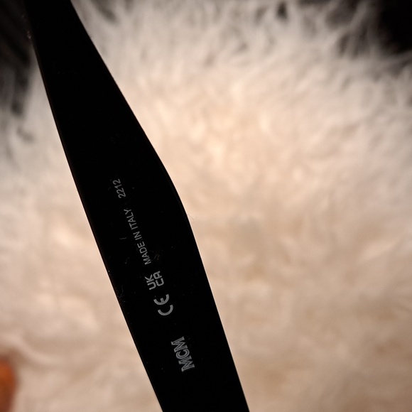 MCM 684S 001 Black Cat Eye Sunglasses 54mm - Picture 11 of 14